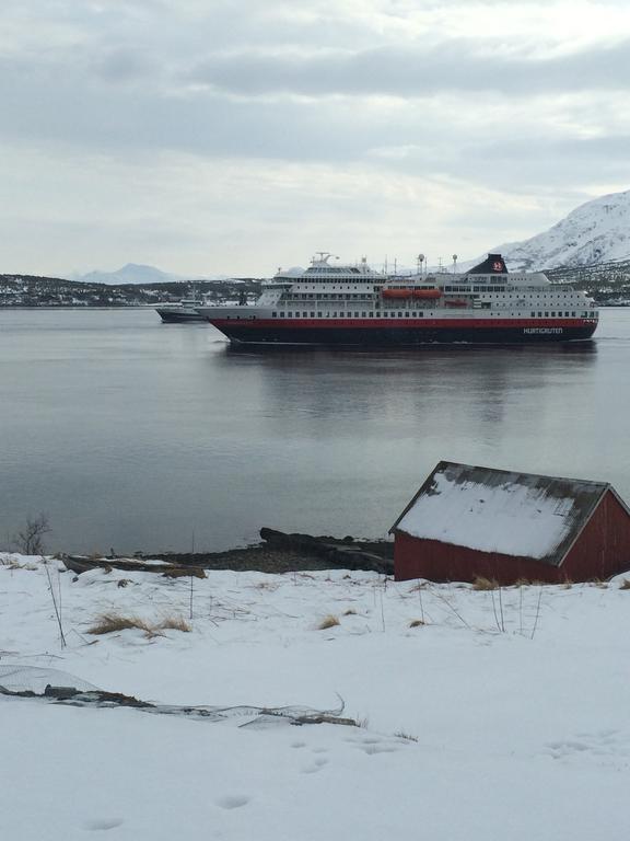 Bustad Larseng Eksteriør bilde